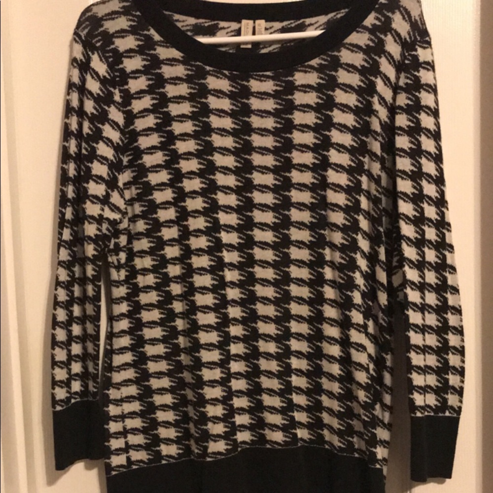 Houndstooth 3/4 length top